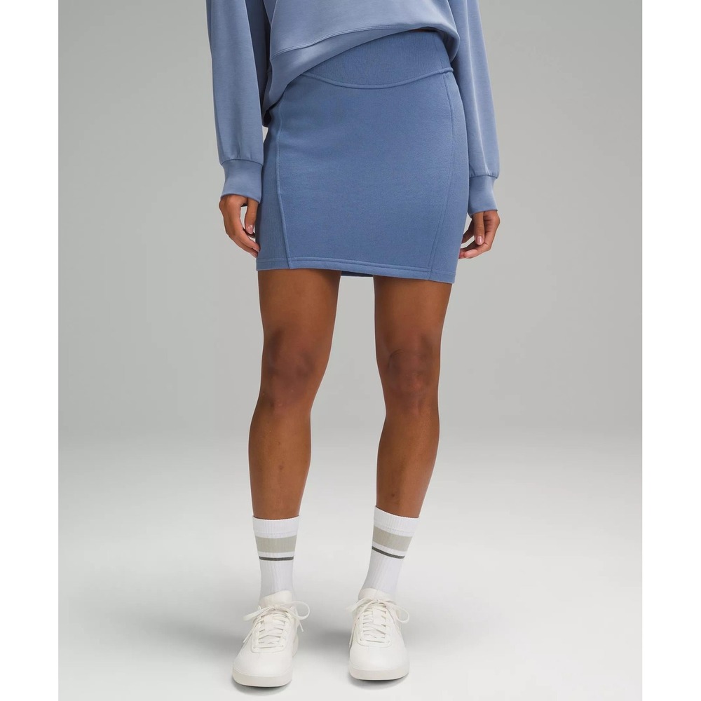Lululemon Scuba HR Mini Skirt Women Large Oasis Blue High Rise Fleece Ribbed NWT
